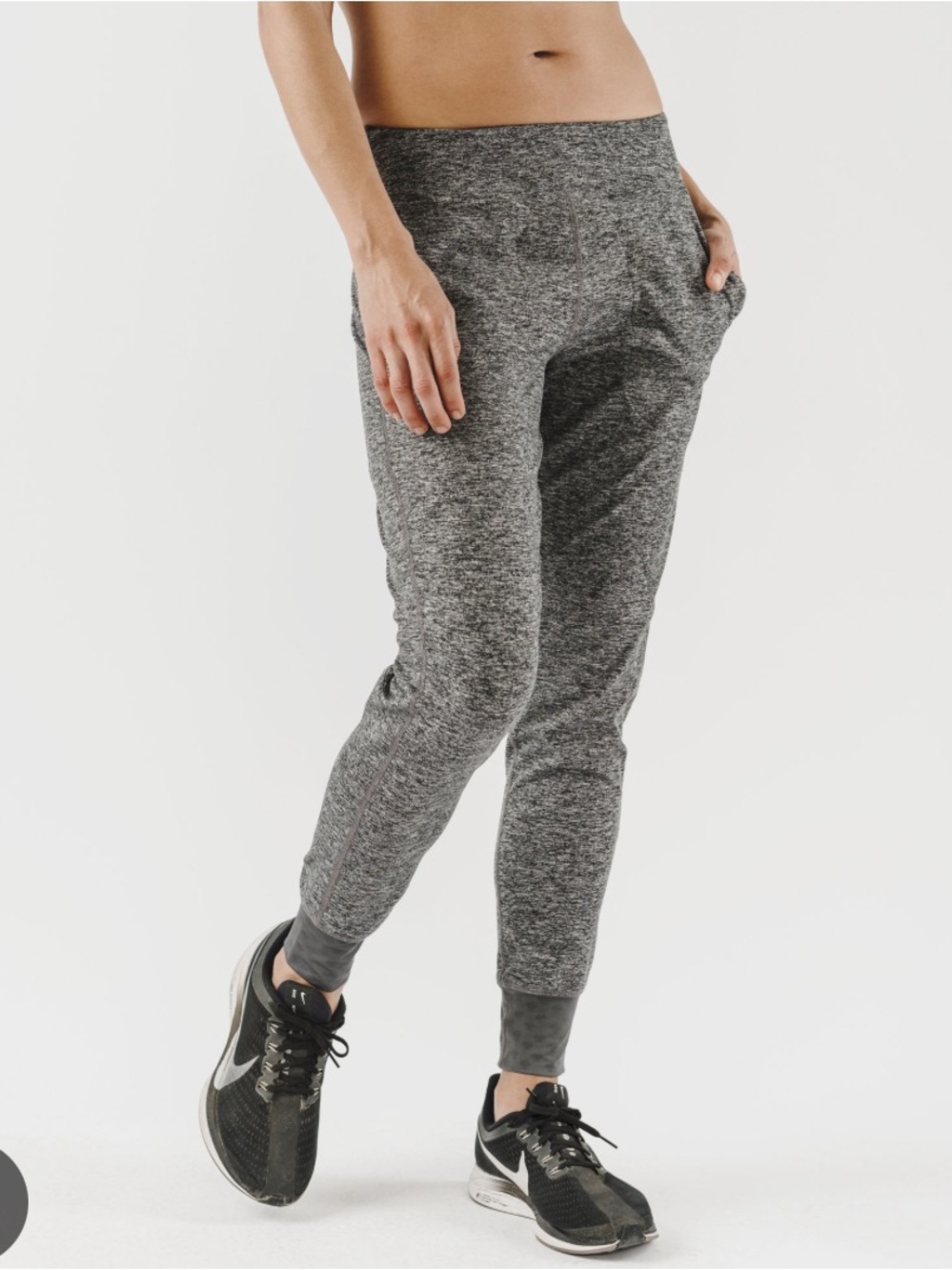 Rabbit Running Women’s Jogalongs Joggers Pants Charcoal Gray